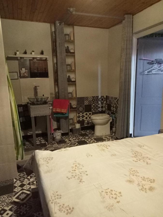 Bourg-Argental Le Repaire Des Ecureuils Bed & Breakfast エクステリア 写真